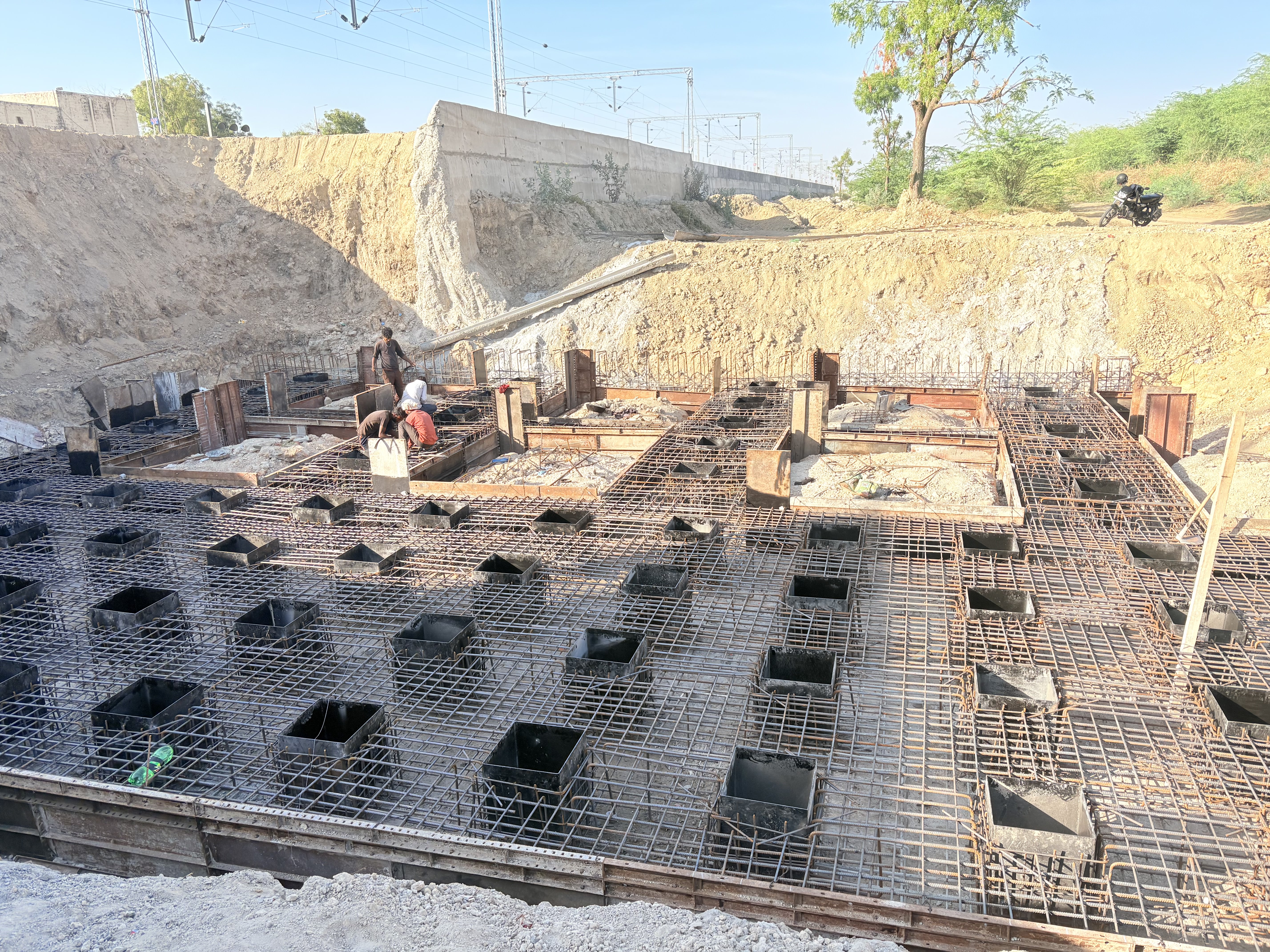 Heavy Structural Beam Pouring